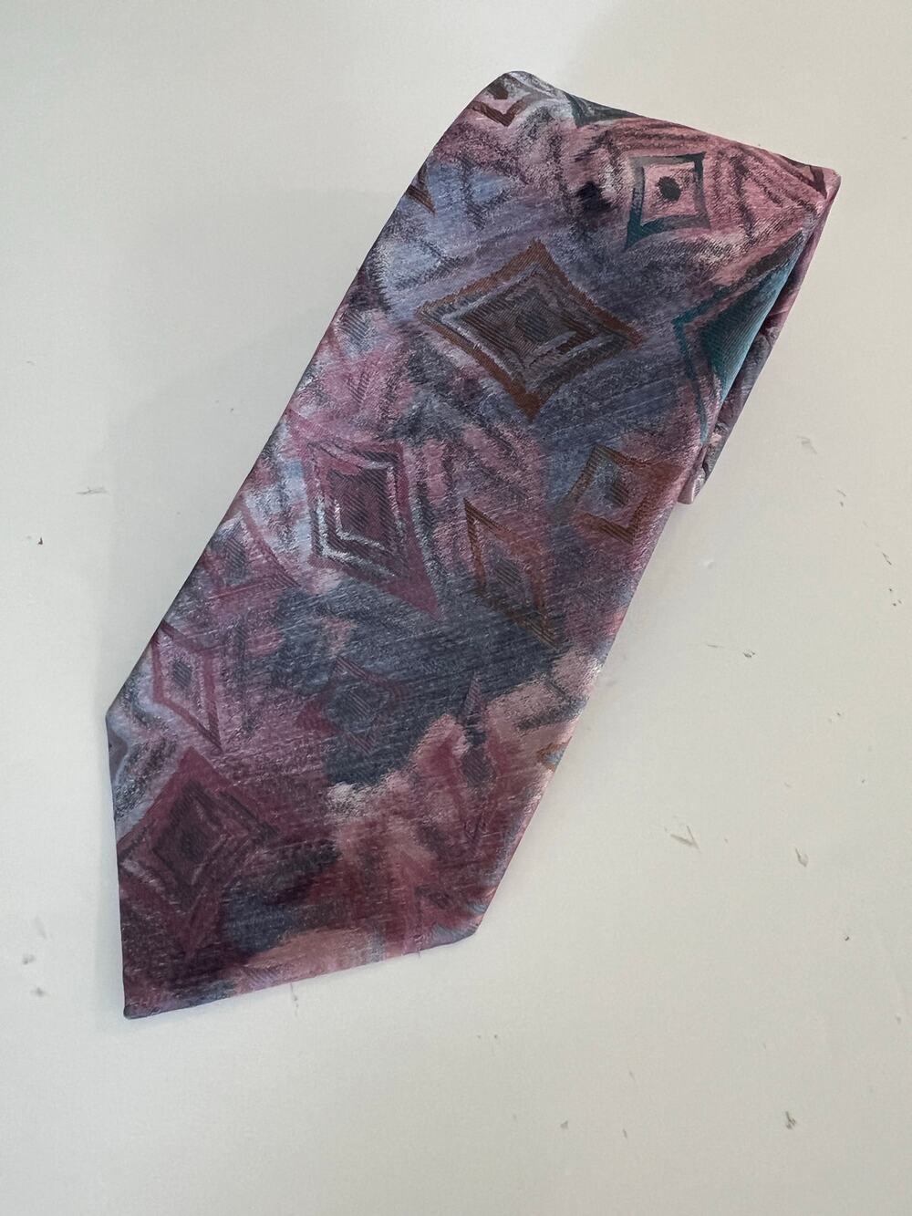Editions by Van Heusen Men's Neck Tie Pink Blue Watercolor JL